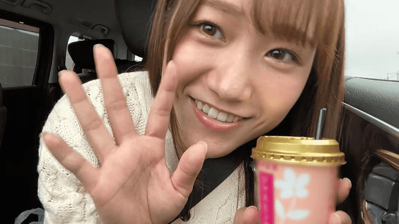 「愛情精飲 あまえんぼ露出でごっくん志願する巨乳バスガイド」車内デート中