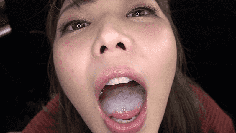 「丸呑精飲 根元までニヤニヤ咥えて喉射ザーメンを飲みたがる底抜けに明るい喉便器OL」車内で口内射精