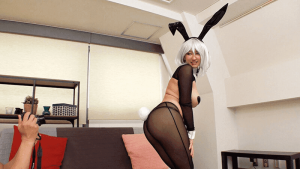 「圧倒的シコリティで贈る！バスト96センチIカップの逆バニー生交尾美少女レイヤーももちゃん！ 重量感あり過ぎの超爆乳にデカくてエロい巨尻！ツバも精子も美味しそうに全部ゴク飲み！延々とメス穴アクメ！」写真撮影風景